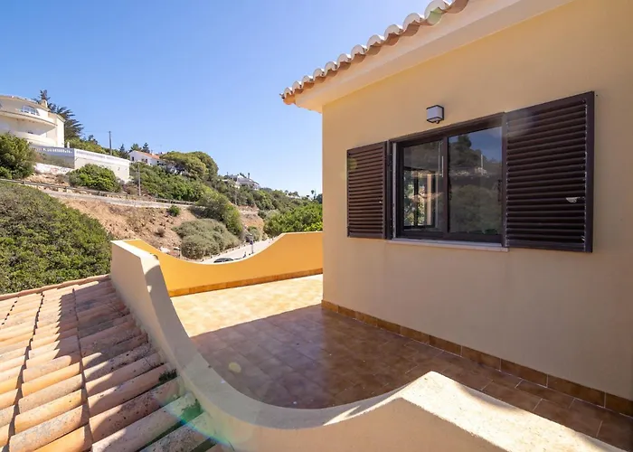 Vale de Centeanes Fabulous apartment by Innkeeper