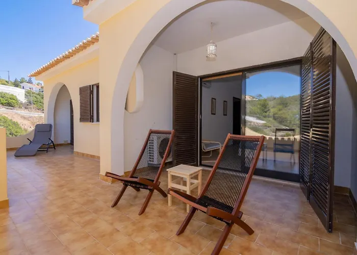 Vale de Centeanes Fabulous apartment by Innkeeper
